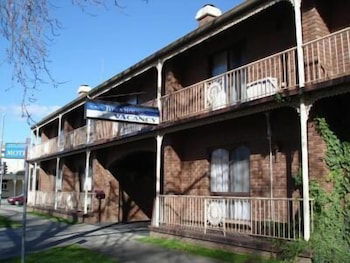 Albury Townhouse Motel - Darwin Holiday 1