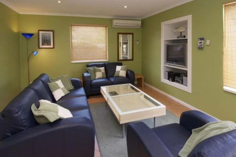 Albany Harbourside Apartments And Houses - Darwin Holiday 4