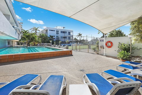 Elouera Tower Beachfront Apartments - Darwin Holiday 6