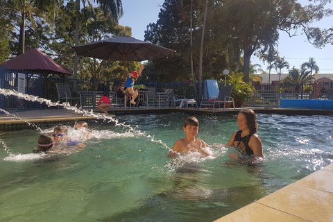 Rainbow Getaway Holiday Apartments - Darwin Holiday 5