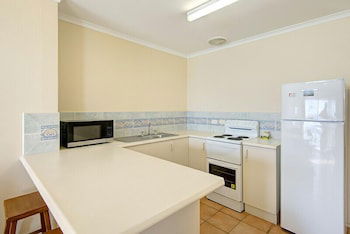 Lennox Head Beachfront Apartments - Darwin Holiday 6