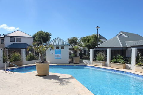 The Break, Margaret River Beach Houses - Darwin Holiday 3