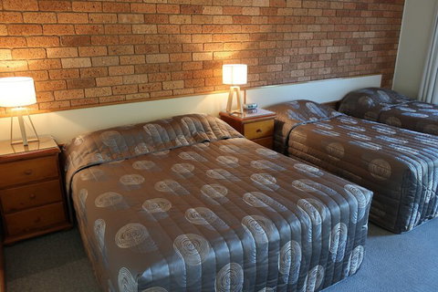 Newell Motor Inn - Narrandera - Darwin Holiday 3