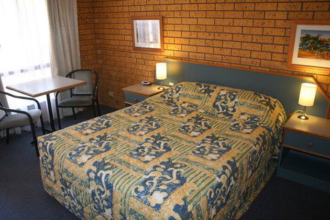 Newell Motor Inn - Narrandera - Darwin Holiday 5