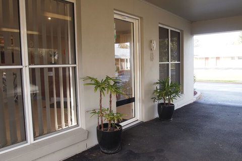 Alexander Cameron Suites - Darwin Holiday 6