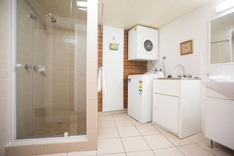 Northpoint Holiday Apartments - Darwin Holiday 3