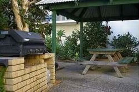 Whitecaps Holiday Apartments - Darwin Holiday 4
