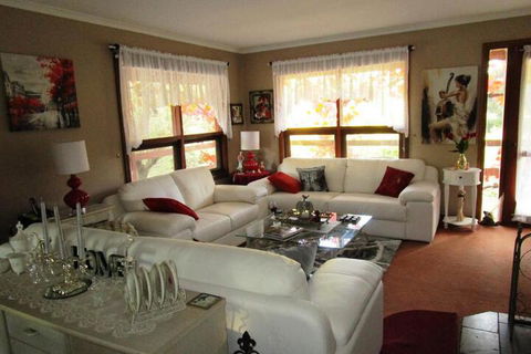 Southern Vales Bed & Breakfast - Darwin Holiday 3