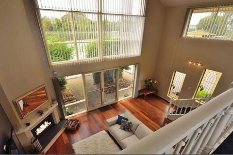 Mt Bold Estate - Darwin Holiday 5