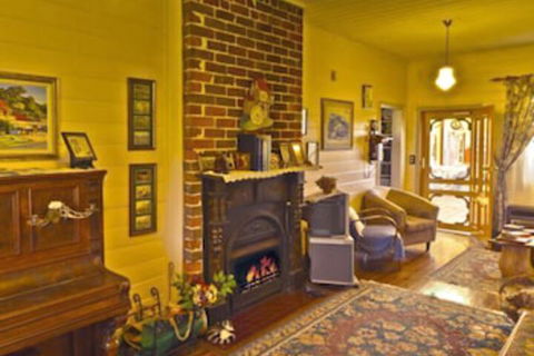 Two Story Bed & Breakfast - Darwin Holiday 4