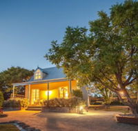 Vineyard Cottages - Darwin Holiday