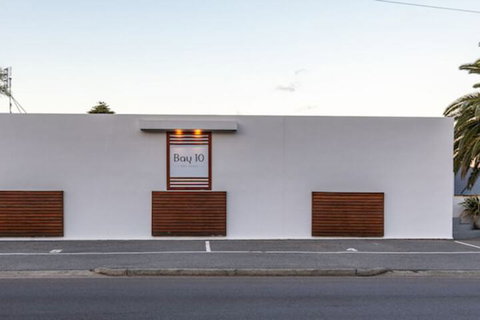 Bay 10 Accommodation - Darwin Holiday 2