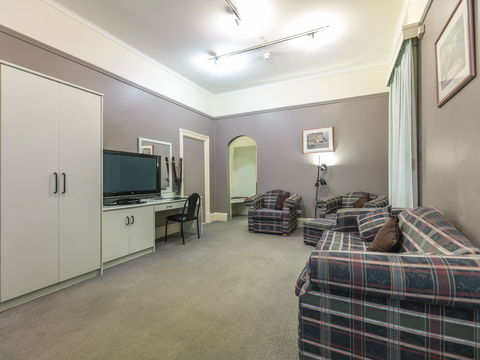 Grand Tasman Hotel - Darwin Holiday 5