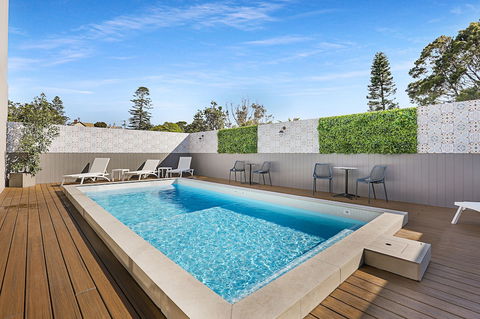 Nova Kiama - Darwin Holiday 0