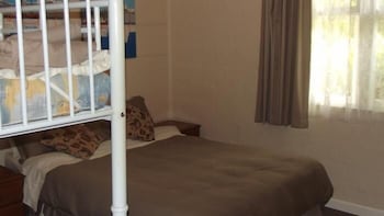 Lakes Entrance Holiday Units - Darwin Holiday 6