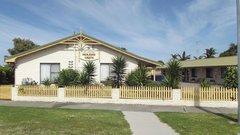 Lakes Entrance Holiday Units - Darwin Holiday 0