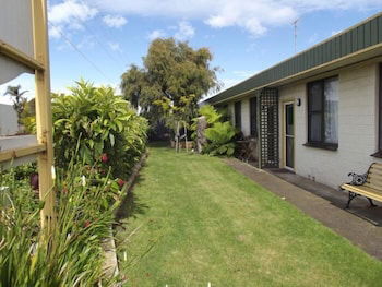 Lakes Entrance Holiday Units - Darwin Holiday 1