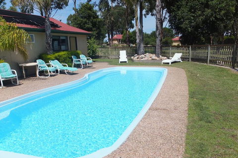 Lakes Entrance Country Cottages - Darwin Holiday 5