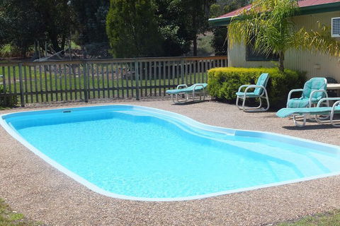 Lakes Entrance Country Cottages - Darwin Holiday 4