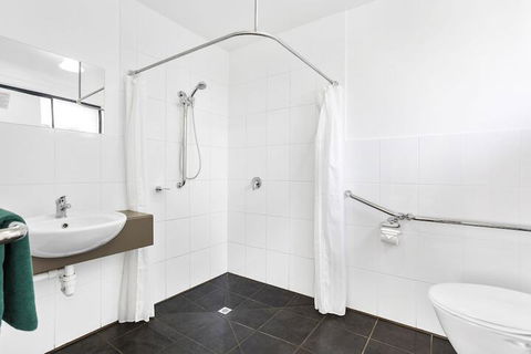 A1 Motels Port Fairy Motel And Apartments - Darwin Holiday 5