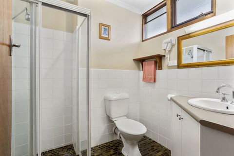 A1 Motels Port Fairy Motel And Apartments - Darwin Holiday 6