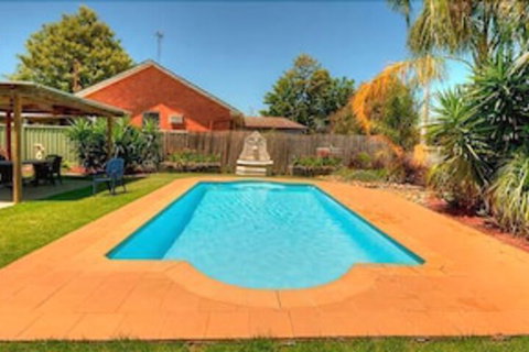 Echuca Motel - Darwin Holiday 1