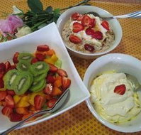 Jacaranda Creek Farmstay  B  B - Darwin Holiday