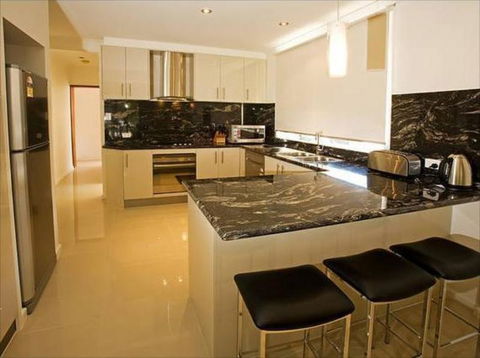 Phillip Island Accommodation - Darwin Holiday 3