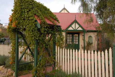 The Dove Cote - Darwin Holiday 1