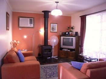 Barossa Country Cottages - Darwin Holiday 5