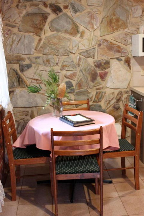 Langmeil Cottages - Darwin Holiday 1