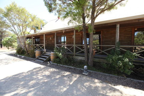Silverpoint Accommodation - Darwin Holiday 2
