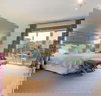 Mantons Creek Estate  Lodge - Darwin Holiday