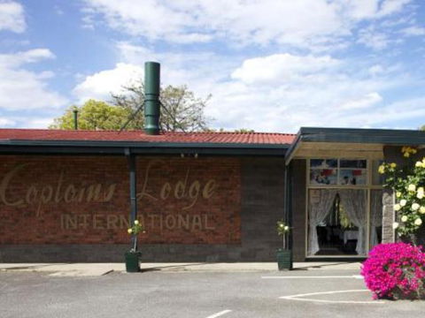 Captains Lodge International & VIP Restaurant - Darwin Holiday 2