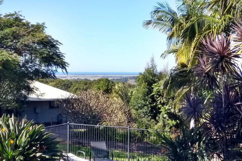 Alstonville Country Cottages - Darwin Holiday 1