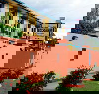 Cedar Lodge Motel Townsville - Darwin Holiday