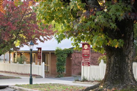 Beechworth Carriage Motor Inn - Darwin Holiday 0