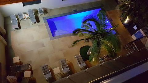 Wyuna Beachfront Holiday Apartments - Darwin Holiday 3