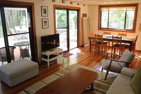 A Beach House At Byron - Darwin Holiday 6