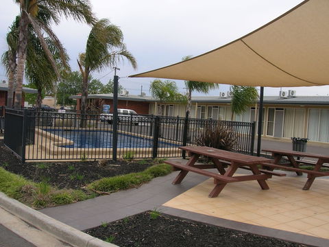 Overlander Hotel Shepparton - Darwin Holiday 1