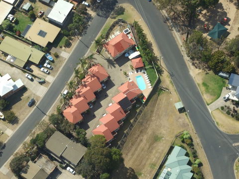 Sapphire Court Holiday Units - Darwin Holiday 4
