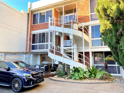 Bay Breeze Boutique Accommodation - Darwin Holiday 0