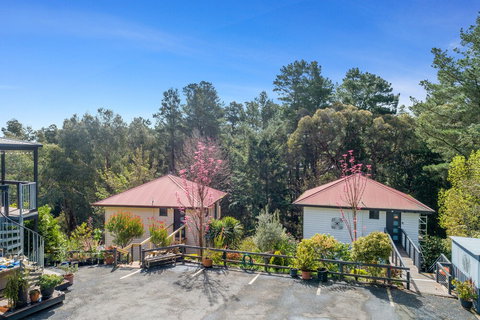 Cloverhill Hepburn Springs - Darwin Holiday 0