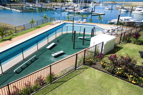 Beachside Magnetic Harbour - Darwin Holiday 3