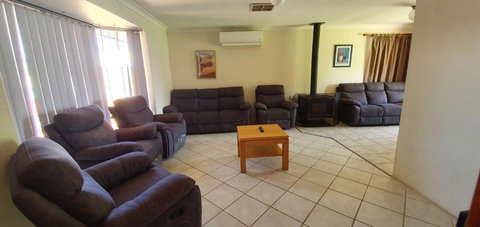Pinjarra Caravan Park & Cabins - Darwin Holiday 4