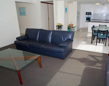 The Penthouses Apartments - Darwin Holiday 6