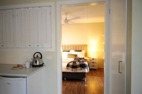 Gisborne Peak Winery Cottages - Darwin Holiday 5