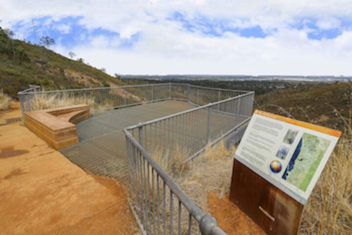 Lesmurdie WA Darwin Holiday