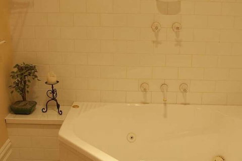 Merre Bes - Darwin Holiday 4