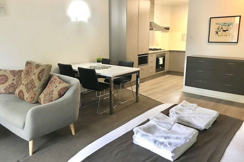 Adelaide Dresscircle Apartments Archer Street - Darwin Holiday 7